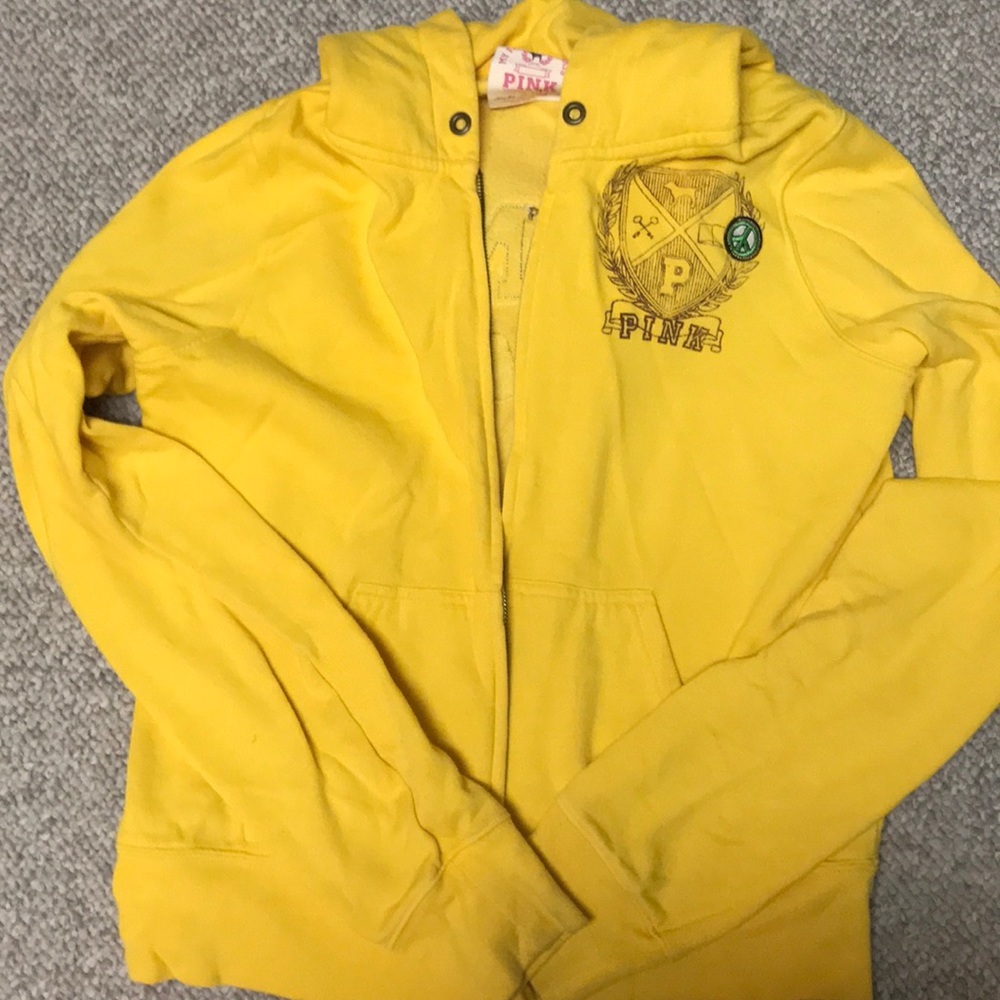 VICTORIAS SECRET SWEATSHIRT